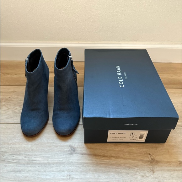 Cole Haan Blue Ankle Boots with Wood-Style Heel - Picture 7 of 9